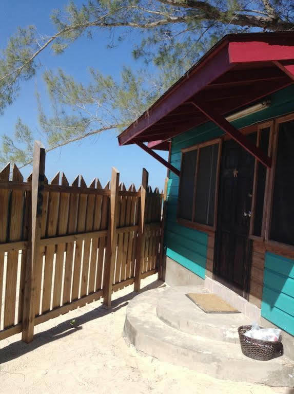Roots Bamboo Beach Resort Negril Esterno foto